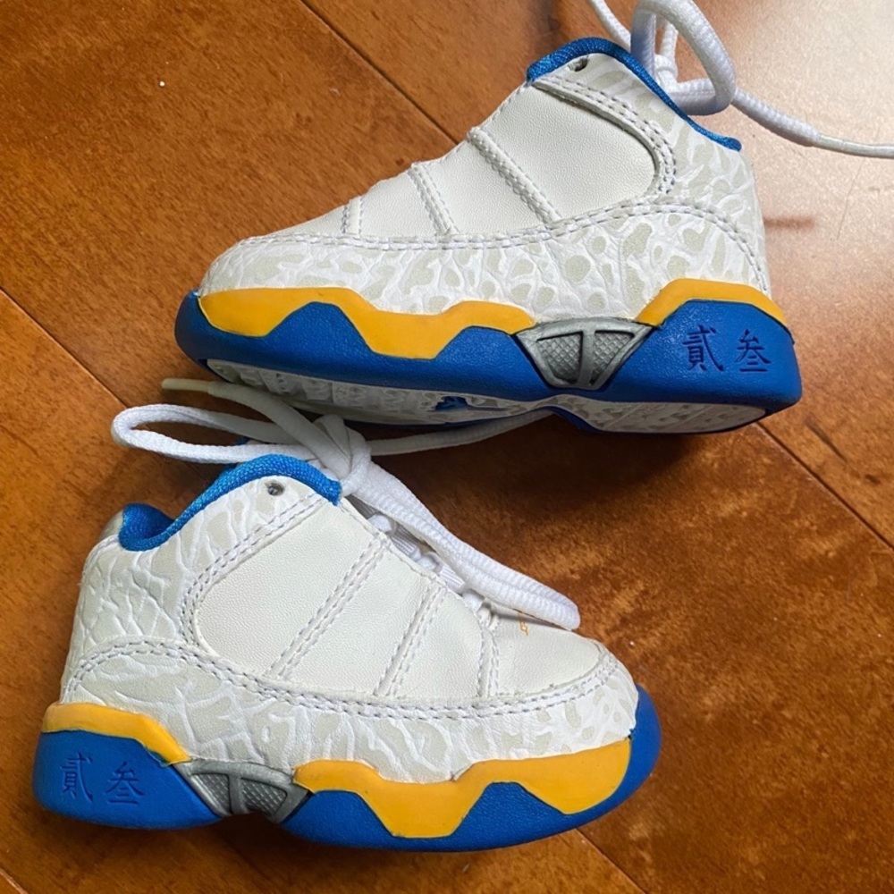 Jordan 9.5 baby sneakers